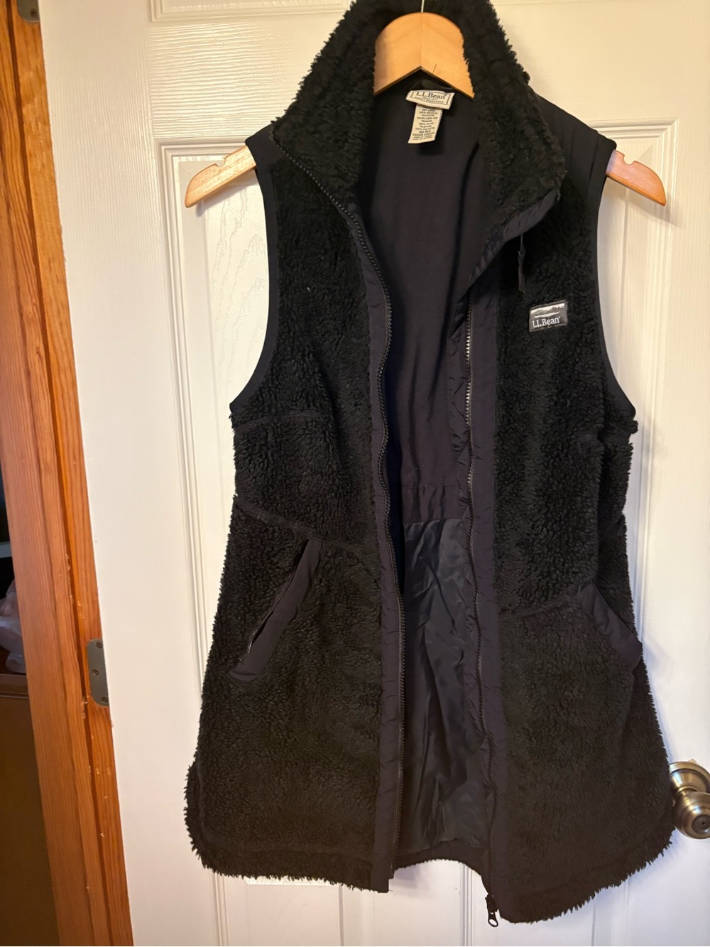 L.L.Bean Black Sherpa Fleece Full-Zip Vest Women’s Small